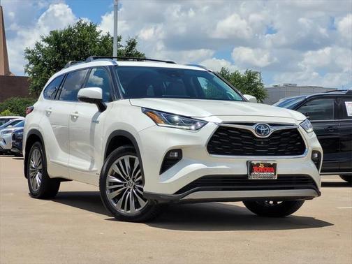 2020 Toyota Highlander Hybrid Platinum