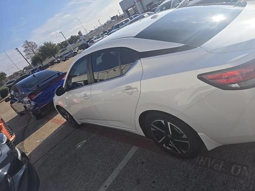 2024 Nissan Sentra SV