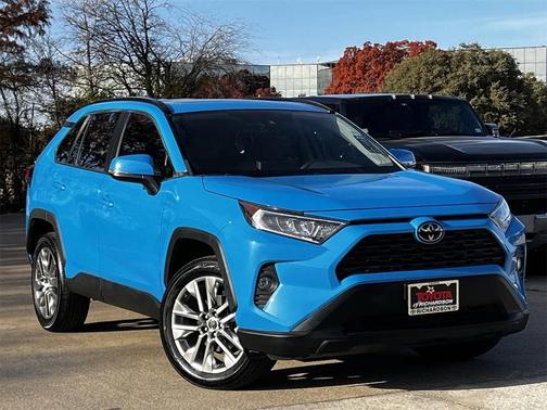 2019 Toyota RAV4 XLE Premium