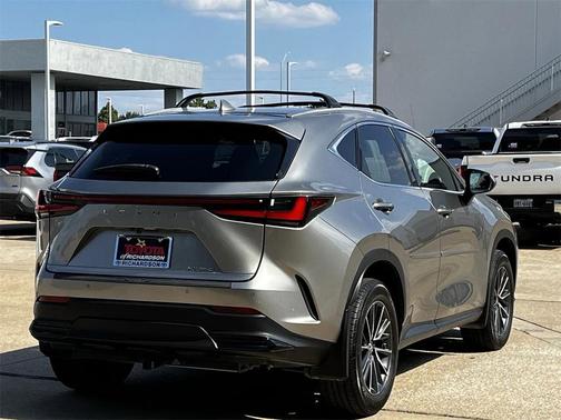2023 Lexus NX 250 Premium