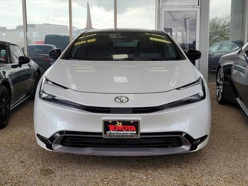2023 Toyota Prius XLE