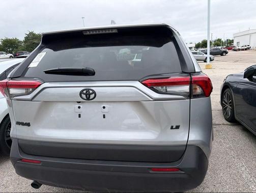 Silver Sky 2025 Toyota RAV4 LE