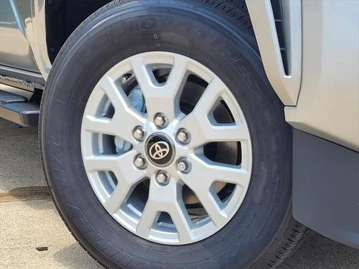 2025 Toyota Tacoma SR