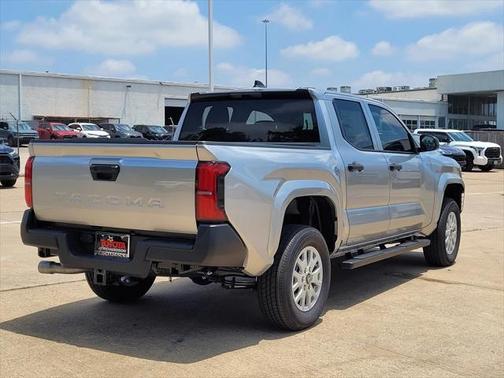 2025 Toyota Tacoma SR