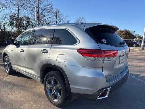 2018 Toyota Highlander Hybrid Platinum