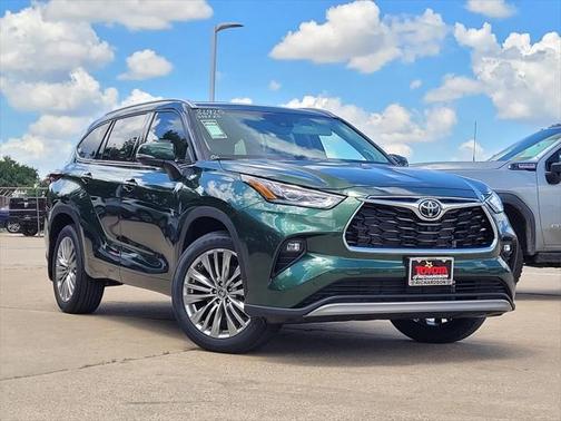 2025 Toyota Highlander Platinum