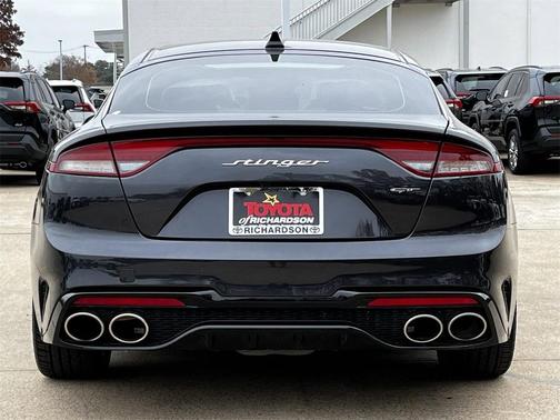 2022 Kia Stinger GT1