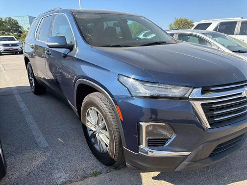 Northsky Blue Metallic 2023 Chevrolet Traverse LT Cloth
