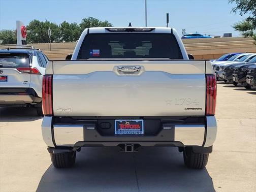 2025 Toyota Tundra Hybrid 1794 Edition