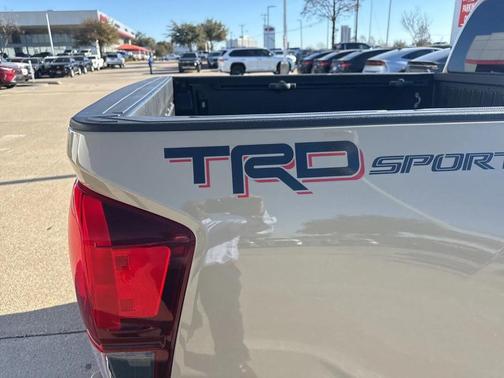 2018 Toyota Tacoma TRD Sport