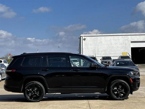 2025 Jeep Grand Cherokee L Altitude