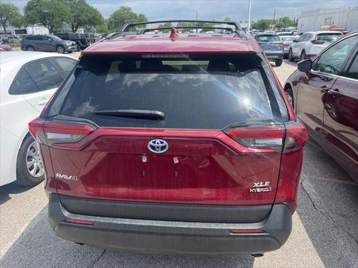 2024 Toyota RAV4 Hybrid XLE