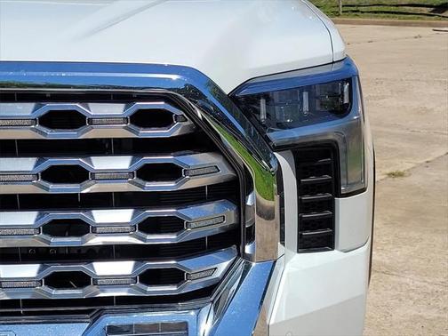 2025 Toyota Tundra Hybrid 1794 Edition