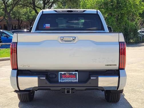 2025 Toyota Tundra Hybrid 1794 Edition