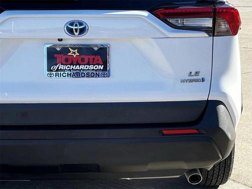 2024 Toyota RAV4 Hybrid LE