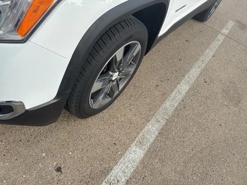 2017 GMC Acadia SLT-2