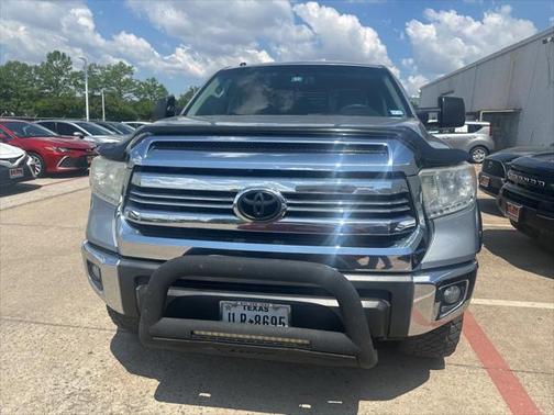 2017 Toyota Tundra SR5