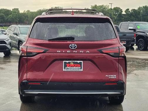 2022 Toyota Sienna Platinum 7 Passenger