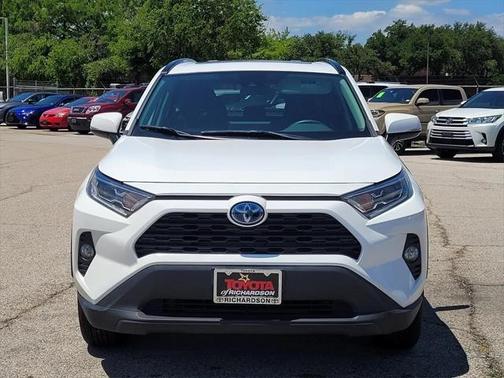 2021 Toyota RAV4 Hybrid XLE