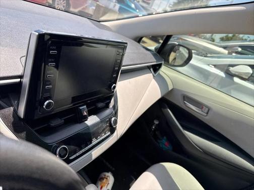 2020 Toyota Corolla Hybrid LE