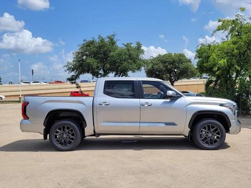 2025 Toyota Tundra Platinum