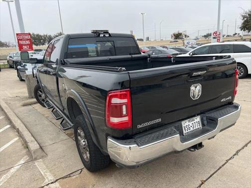 2022 RAM 2500 Laramie Crew Cab 4x4 6'4' Box