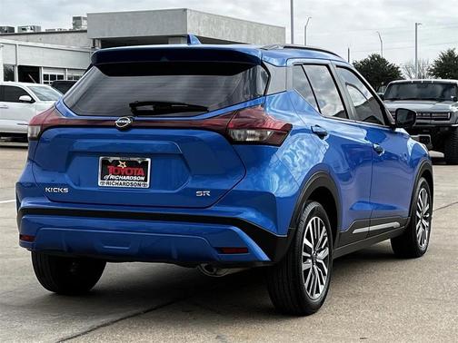 2024 Nissan Kicks SR