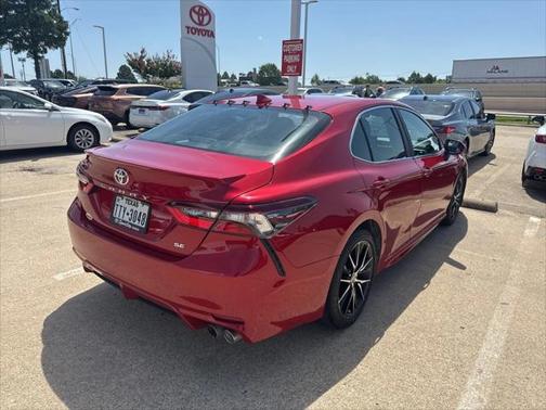 2024 Toyota Camry SE