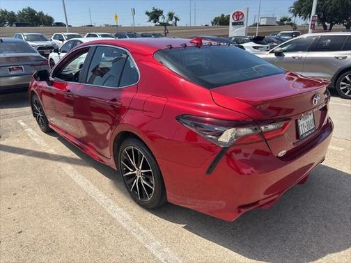 2024 Toyota Camry SE