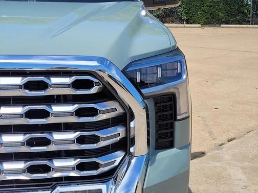 2025 Toyota Tundra Hybrid 1794 Edition