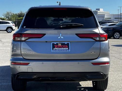 2023 Mitsubishi Outlander SEL Black Edition 2WD