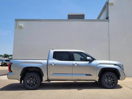2025 Toyota Tundra Platinum