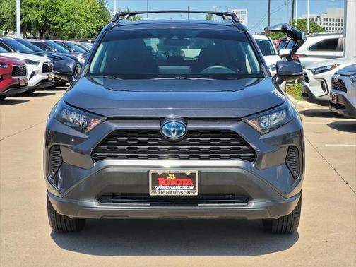 2020 Toyota RAV4 Hybrid LE