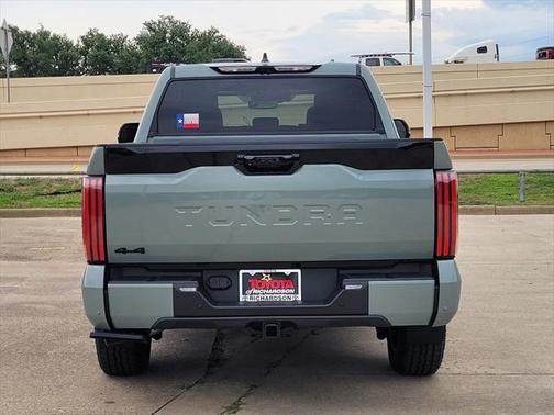 2025 Toyota Tundra Platinum