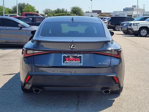 2022 Lexus IS 300 Base