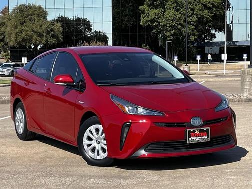 2019 Toyota Prius L