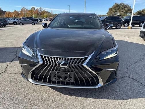 2023 Lexus ES 350 Ultra Luxury