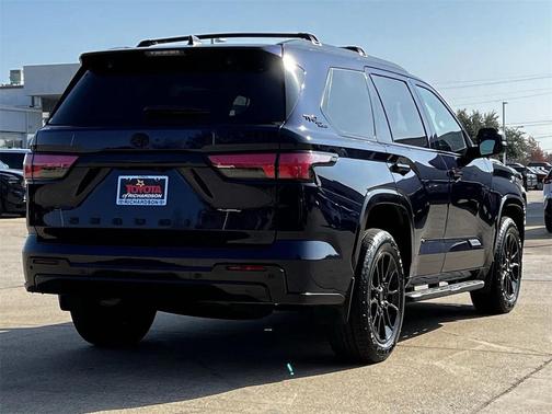 2024 Toyota Sequoia Platinum