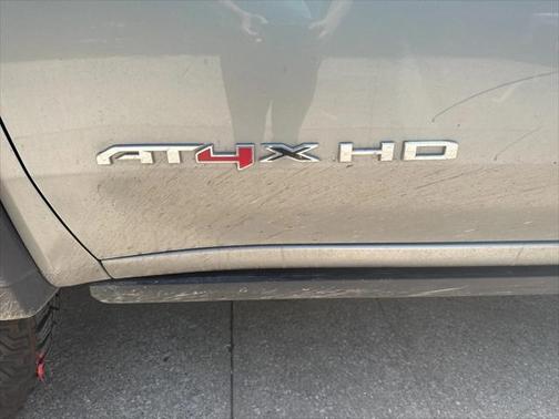 2025 GMC Sierra 2500 AT4