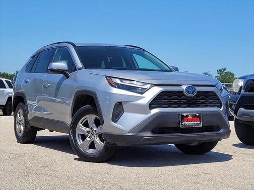 2023 Toyota RAV4 Hybrid XLE