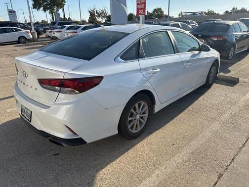 2019 Hyundai SONATA SE