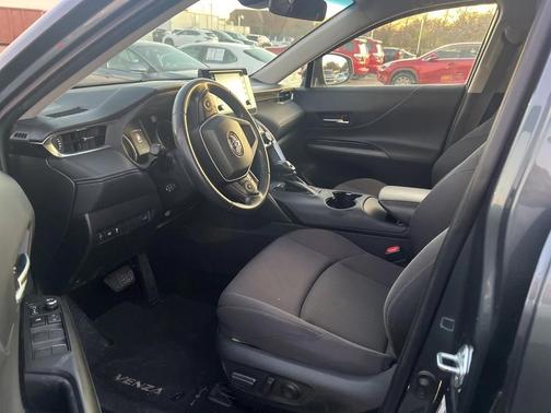 2021 Toyota Venza LE