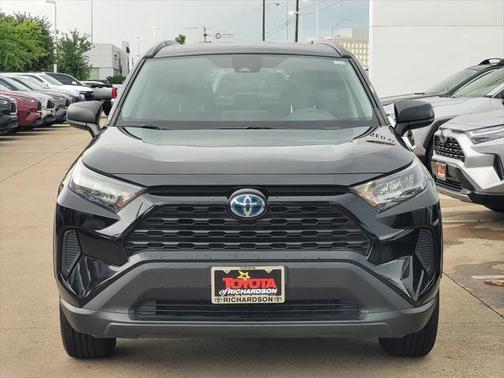 2022 Toyota RAV4 Hybrid LE