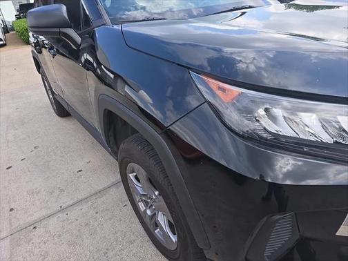 2022 Toyota RAV4 Hybrid LE