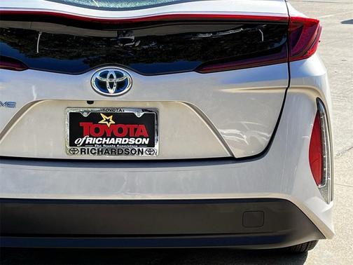 2021 Toyota Prius Prime LE