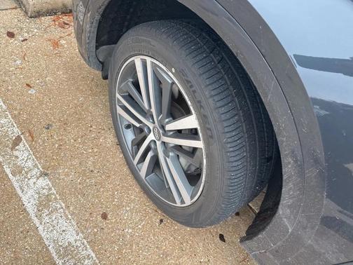 2020 Audi Q5 Premium Plus 55 TFSI e quattro S tronic