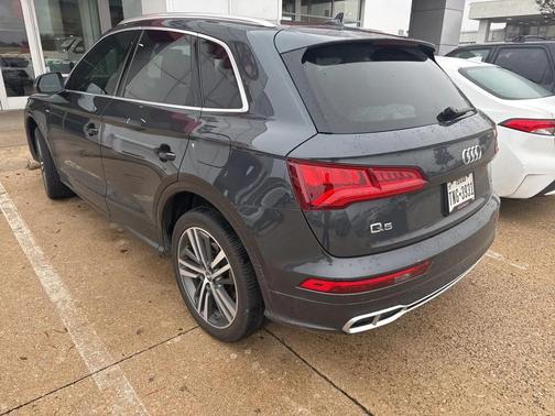 2020 Audi Q5 Premium Plus 55 TFSI e quattro S tronic