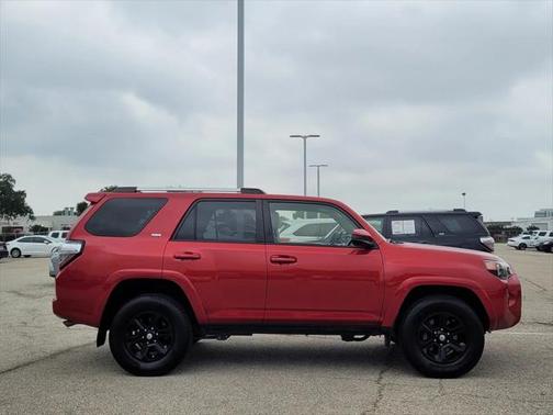 2022 Toyota 4Runner SR5