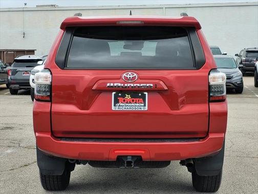 2022 Toyota 4Runner SR5
