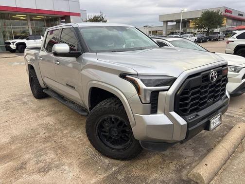 2023 Toyota Tundra SR5
